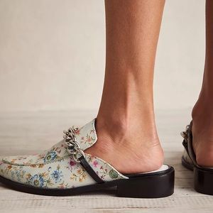 Free People VIDA MULE IVORY Floral 39/9 and 37/7